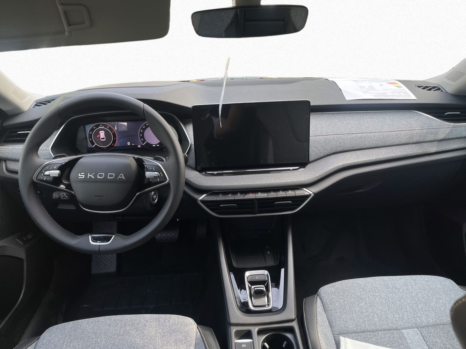 Skoda Octavia Combi Balance 2,0 TDI DSG AHK LED HuD