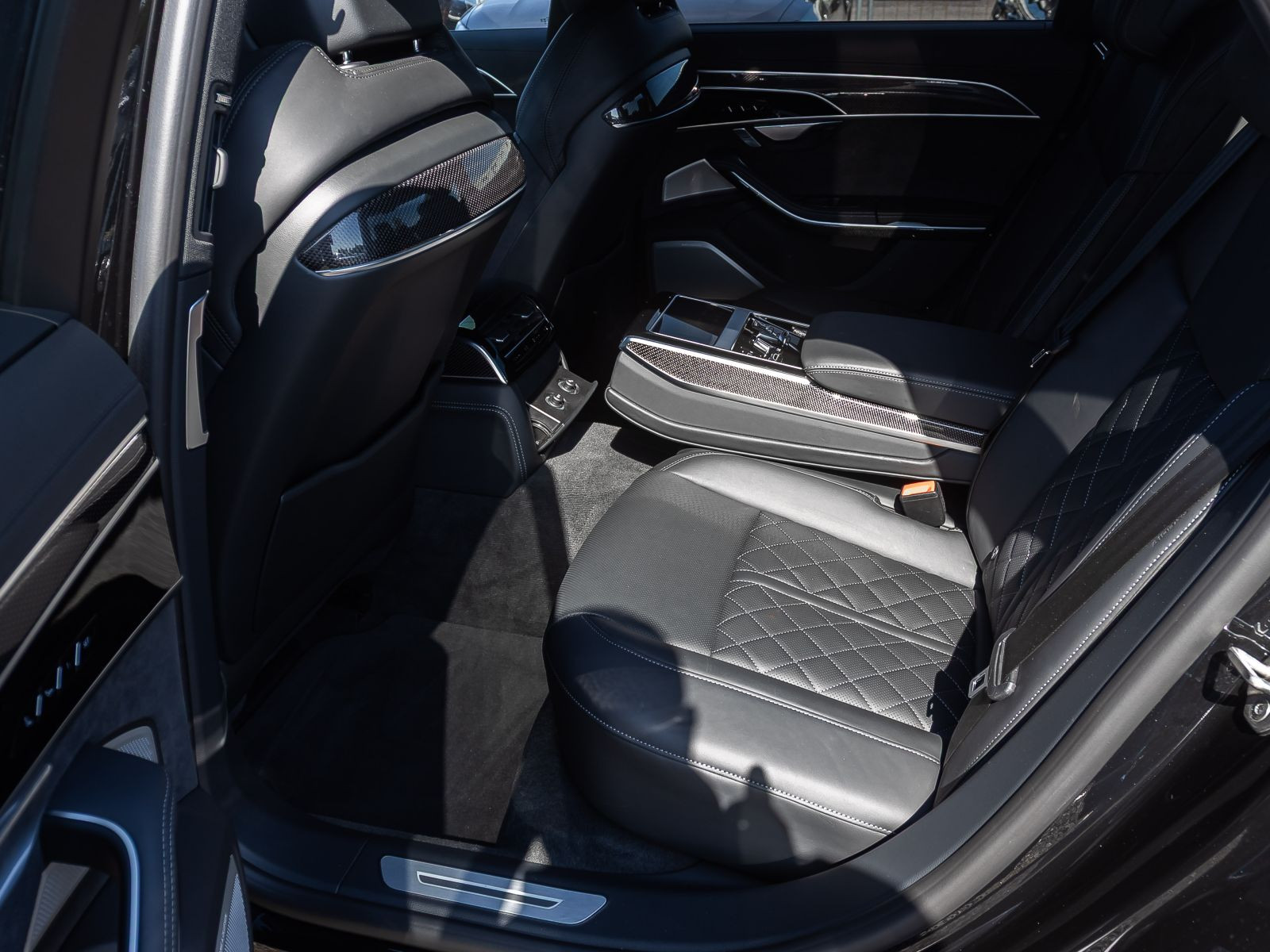 Audi A8 S line 50TDI Navi Matrix HuD Standhzg Luftfederung AHK