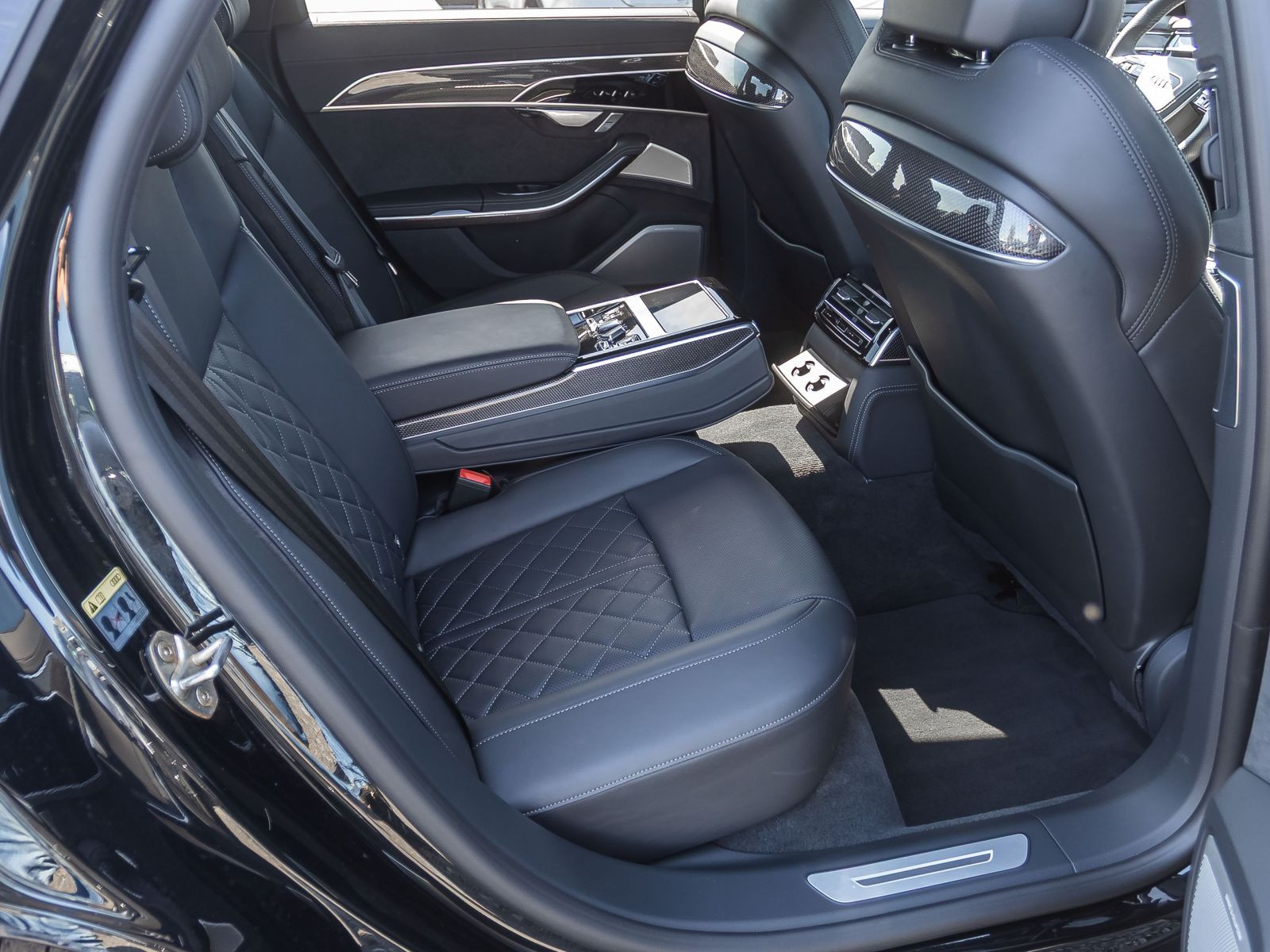 Audi A8 S line 50TDI Navi Matrix HuD Standhzg Luftfederung AHK