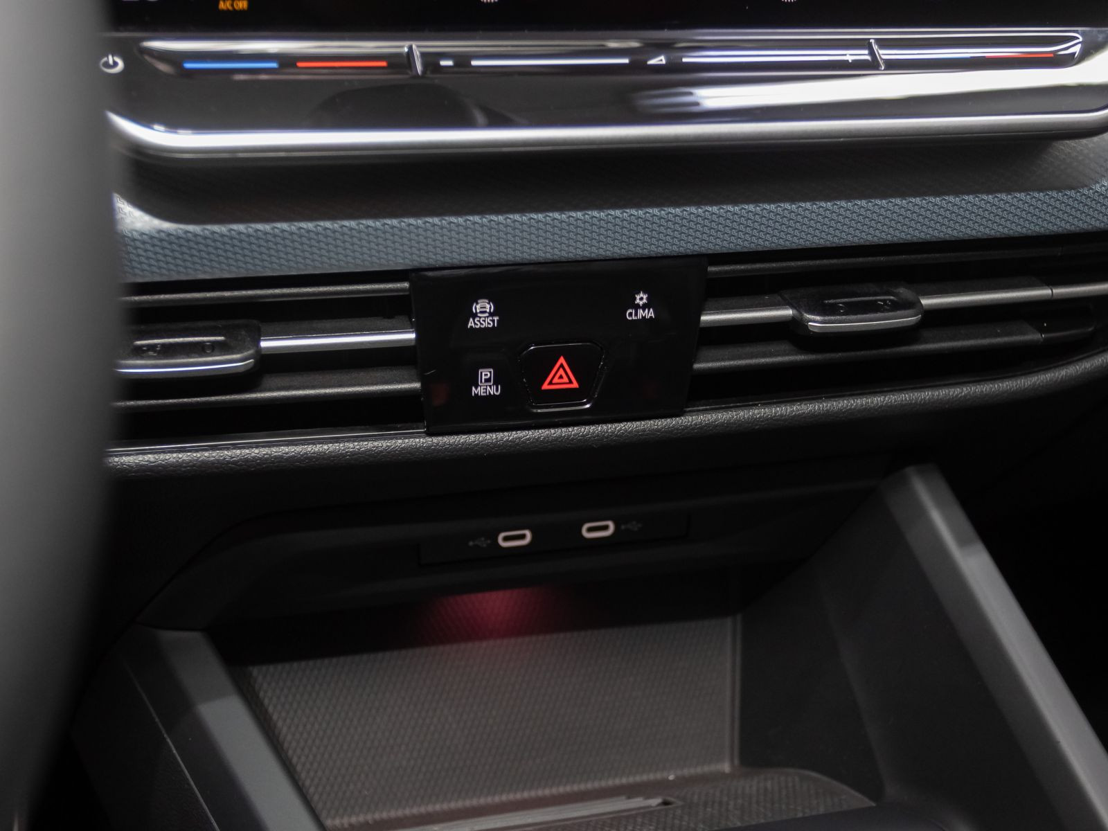 Volkswagen Golf VIII 1.5 eTSI DSG Goal, AHK, Navi, LED-Plus, Rückfahrkamera, App-Connect