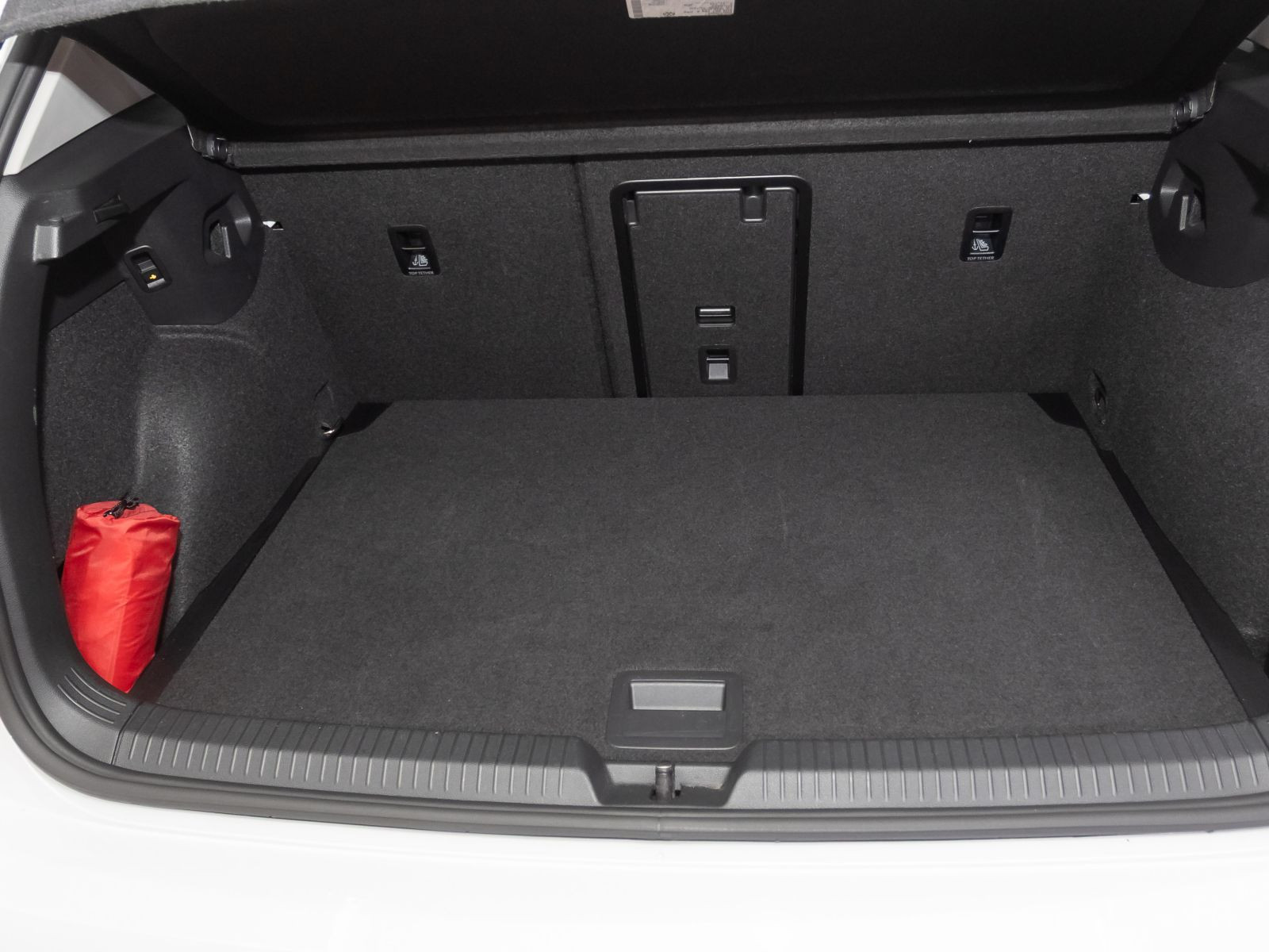Volkswagen Golf VIII 1.5 eTSI DSG Goal, AHK, Navi, LED-Plus, Rückfahrkamera, App-Connect