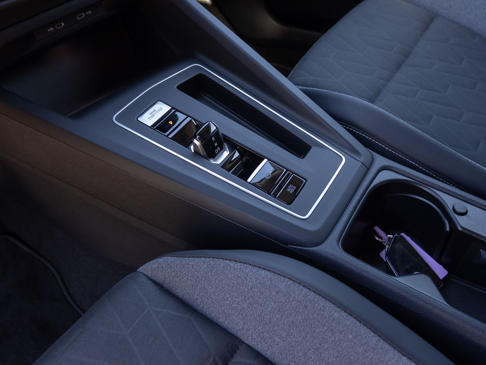 Volkswagen Golf VIII 1.5 eTSI DSG Goal, AHK, Navi, LED-Plus, Rückfahrkamera, App-Connect