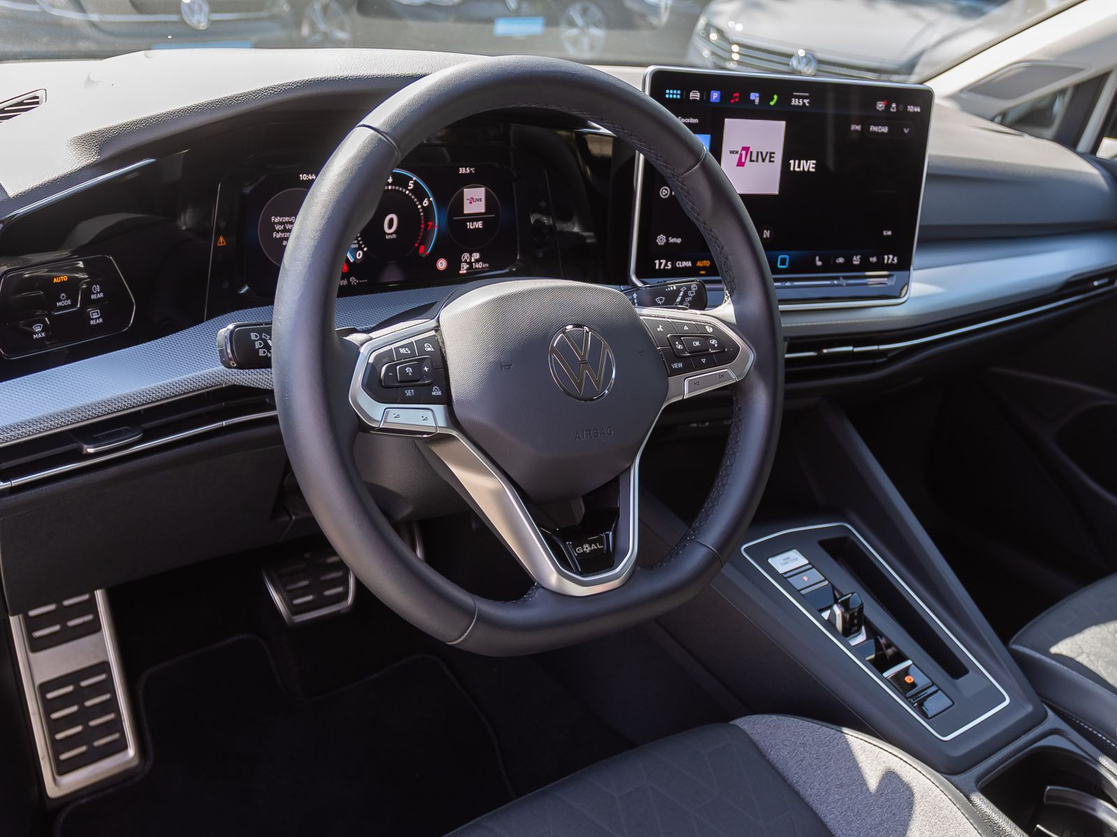 Volkswagen Golf VIII 1.5 eTSI DSG Goal, LED, Standheizung, App-Connect, Digital Cockpit Pro