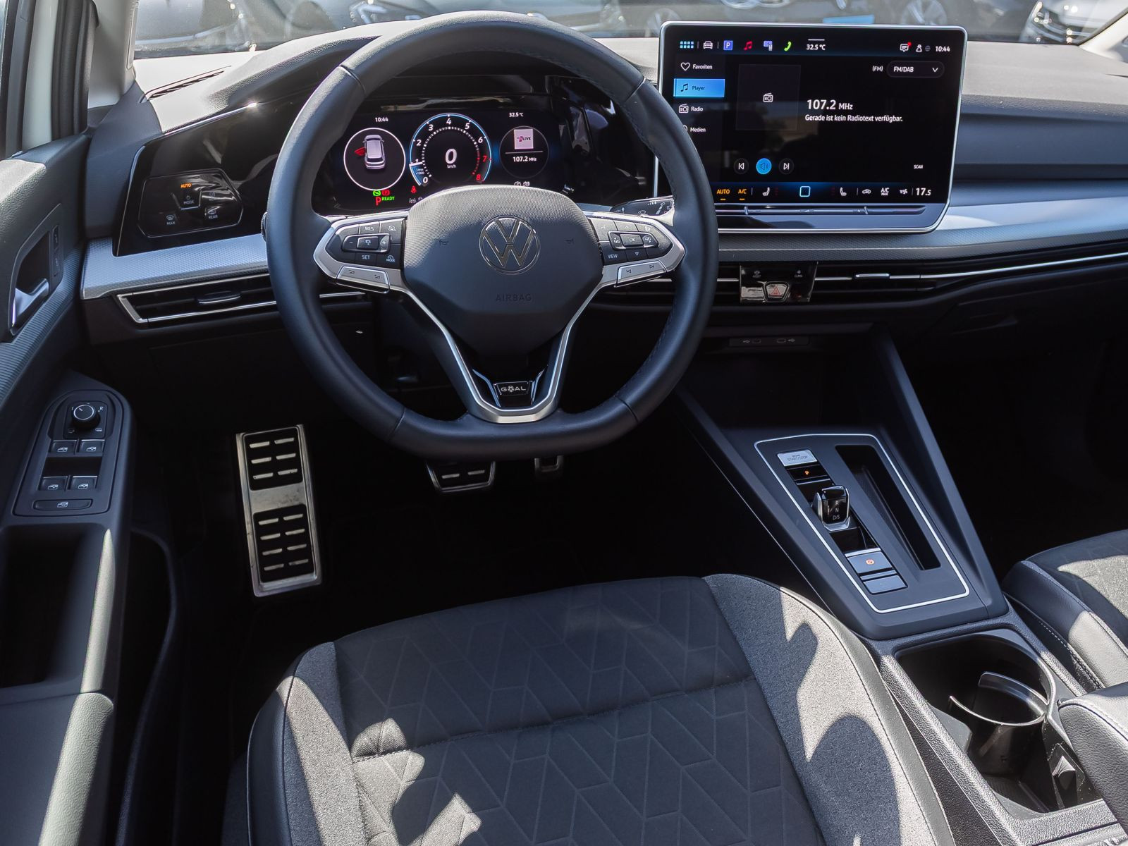 Volkswagen Golf VIII 1.5 eTSI DSG Goal, LED, Standheizung, App-Connect, Digital Cockpit Pro
