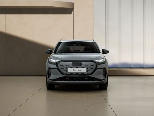 Audi Q4 SUV e-tron S line perform.  TechPlus/ AHK/ 21" "/ MMIpro 210kW