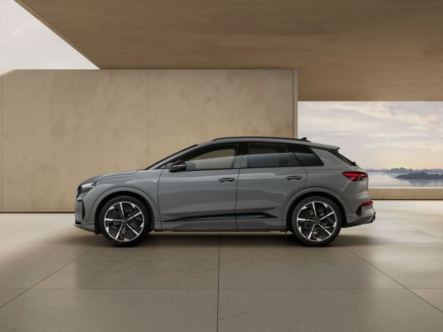 Audi Q4 SUV e-tron S line perform.  TechPlus/ AHK/ 21" "/ MMIpro 210kW