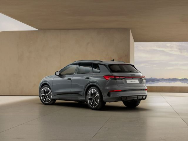 Audi Q4 SUV e-tron S line perform.  TechPlus/ AHK/ 21" "/ MMIpro 210kW
