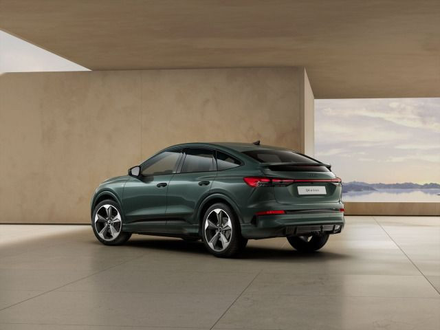Audi Q4 Sportback e-tron S line perform. TechPlus/ MMIpro /AHK / 210 kW
