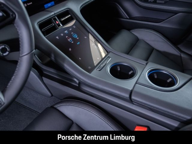 Porsche Taycan 4 Cross Turismo InnoDrive HA-Lenkung