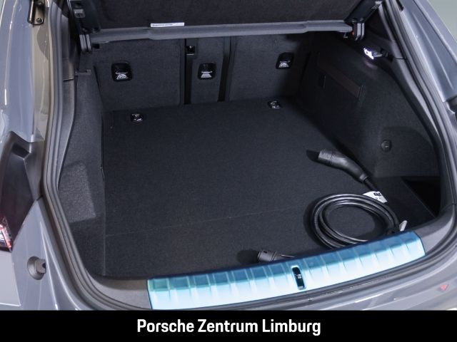Porsche Taycan 4 Cross Turismo InnoDrive HA-Lenkung