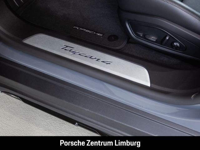Porsche Taycan 4 Cross Turismo InnoDrive HA-Lenkung