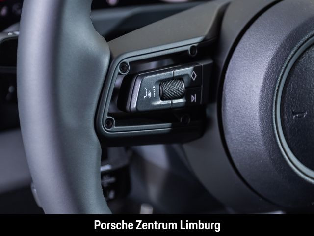 Porsche Taycan 4 Cross Turismo InnoDrive HA-Lenkung