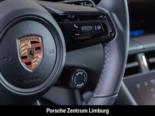 Porsche Taycan 4 Cross Turismo InnoDrive HA-Lenkung