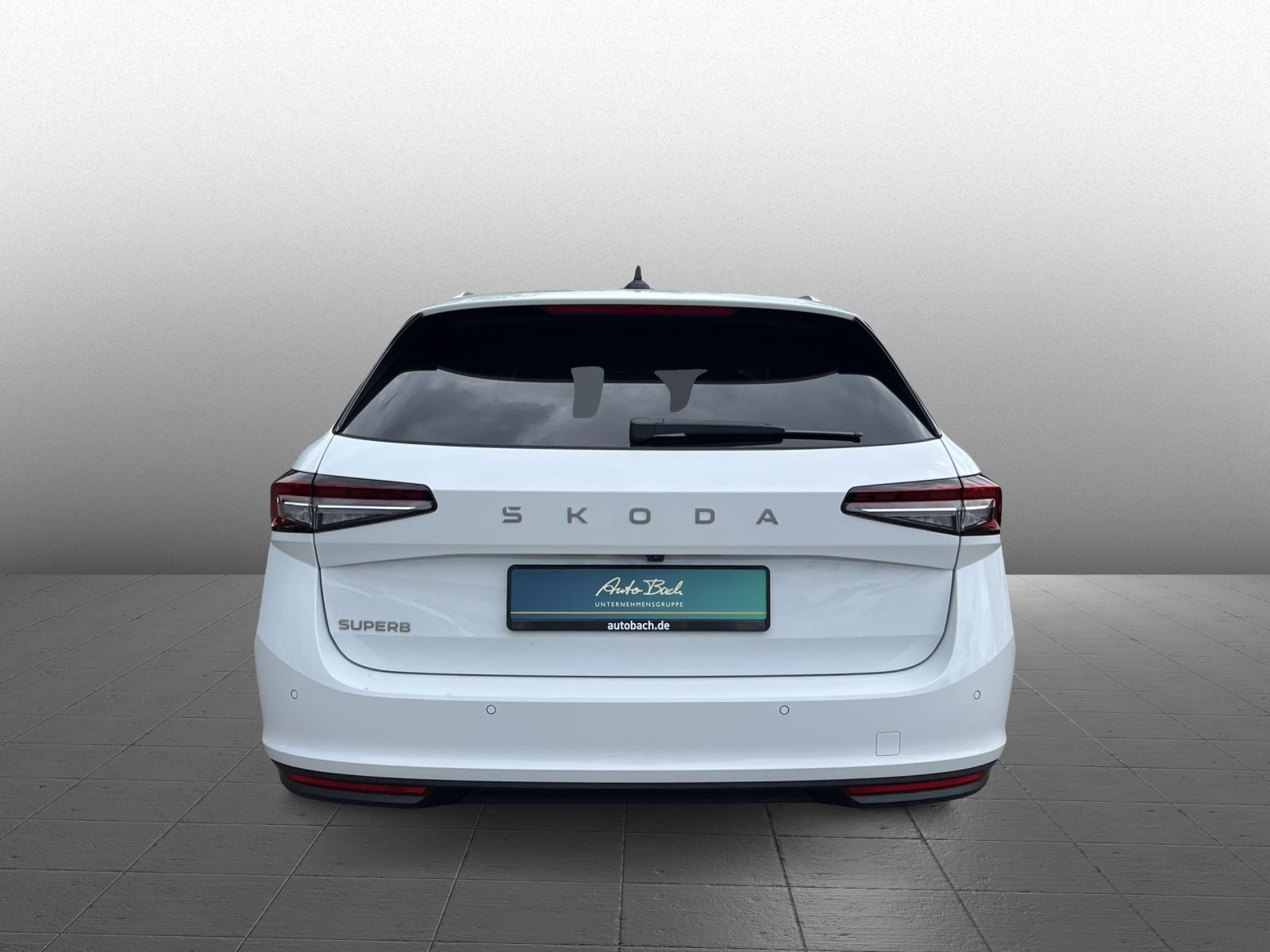 Skoda Superb Combi Selection 2,0TDI DSG 360°Kamera LED