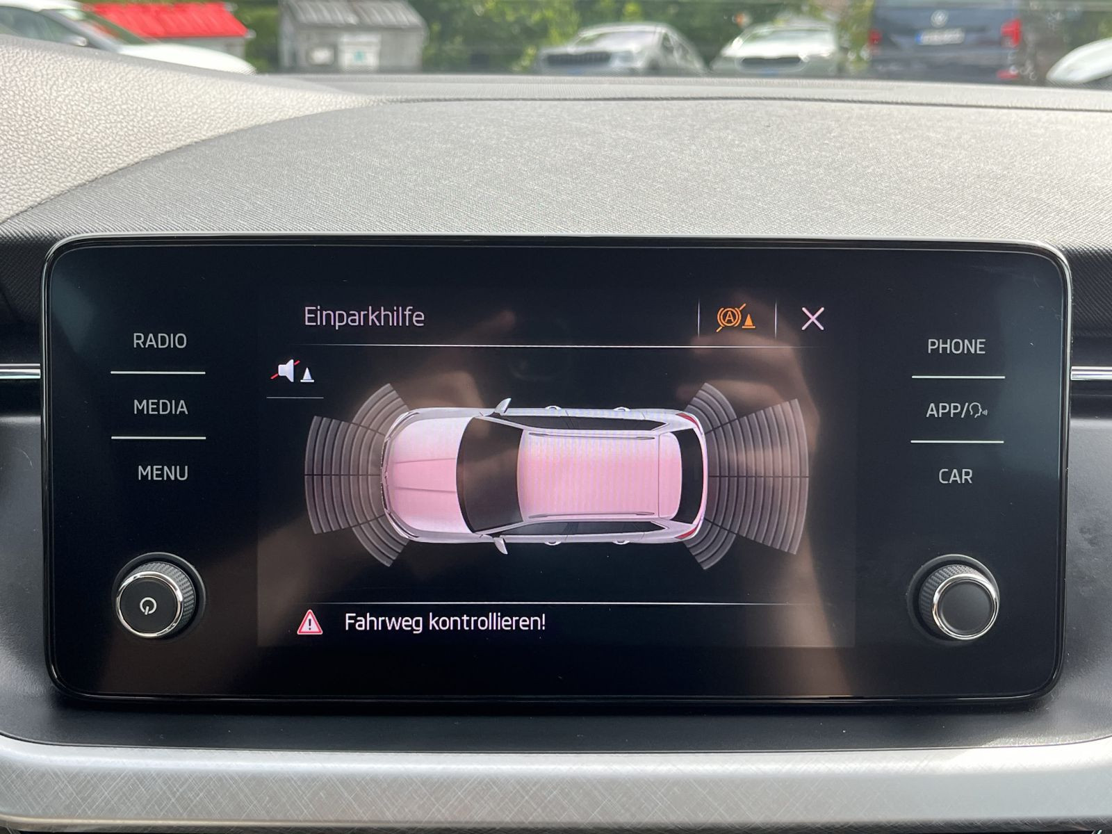 Skoda Kamiq Tour 1,0 TSI Sitzhzg Car Play GRA