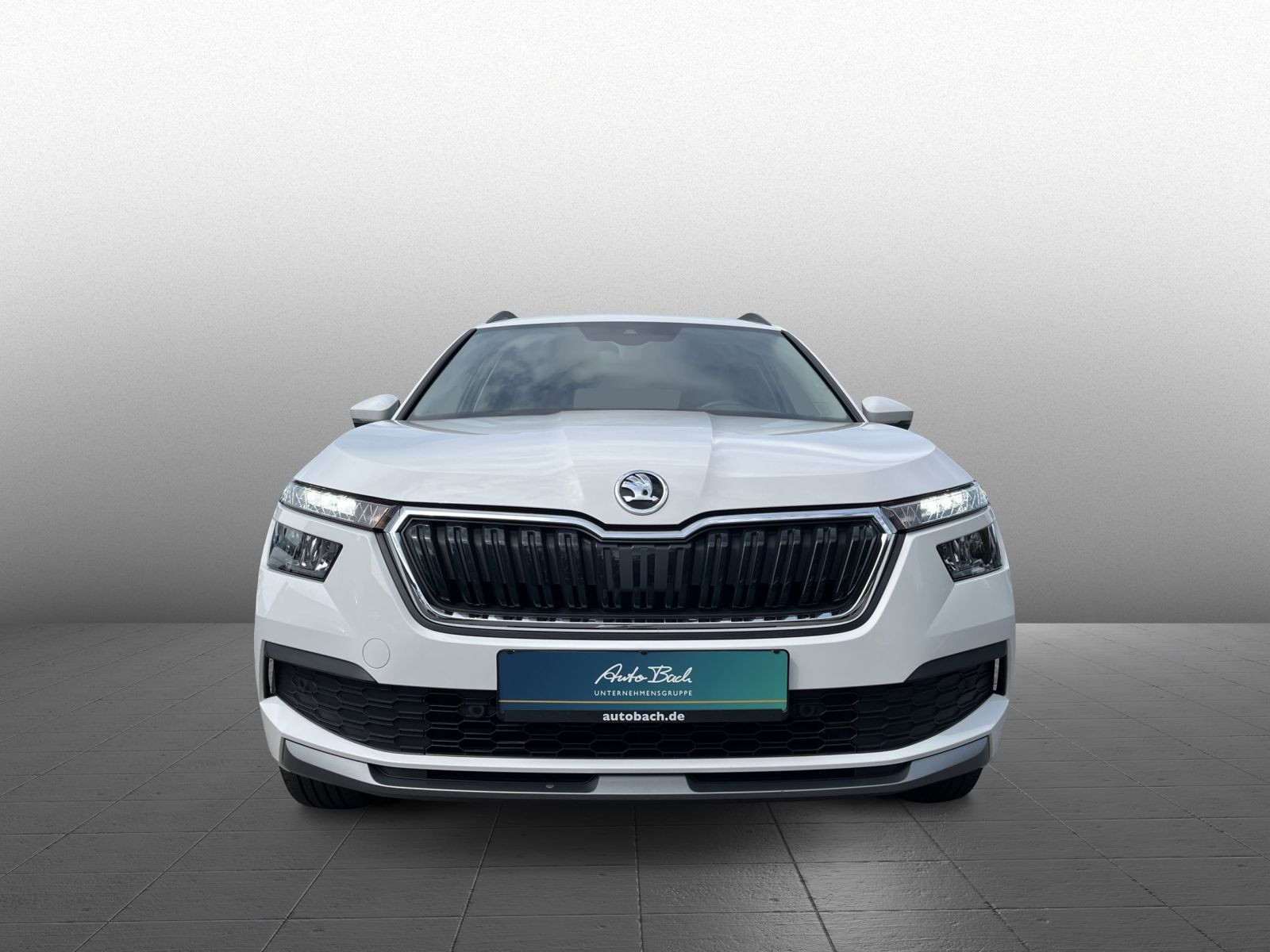 Skoda Kamiq Tour 1,0 TSI Sitzhzg Car Play GRA