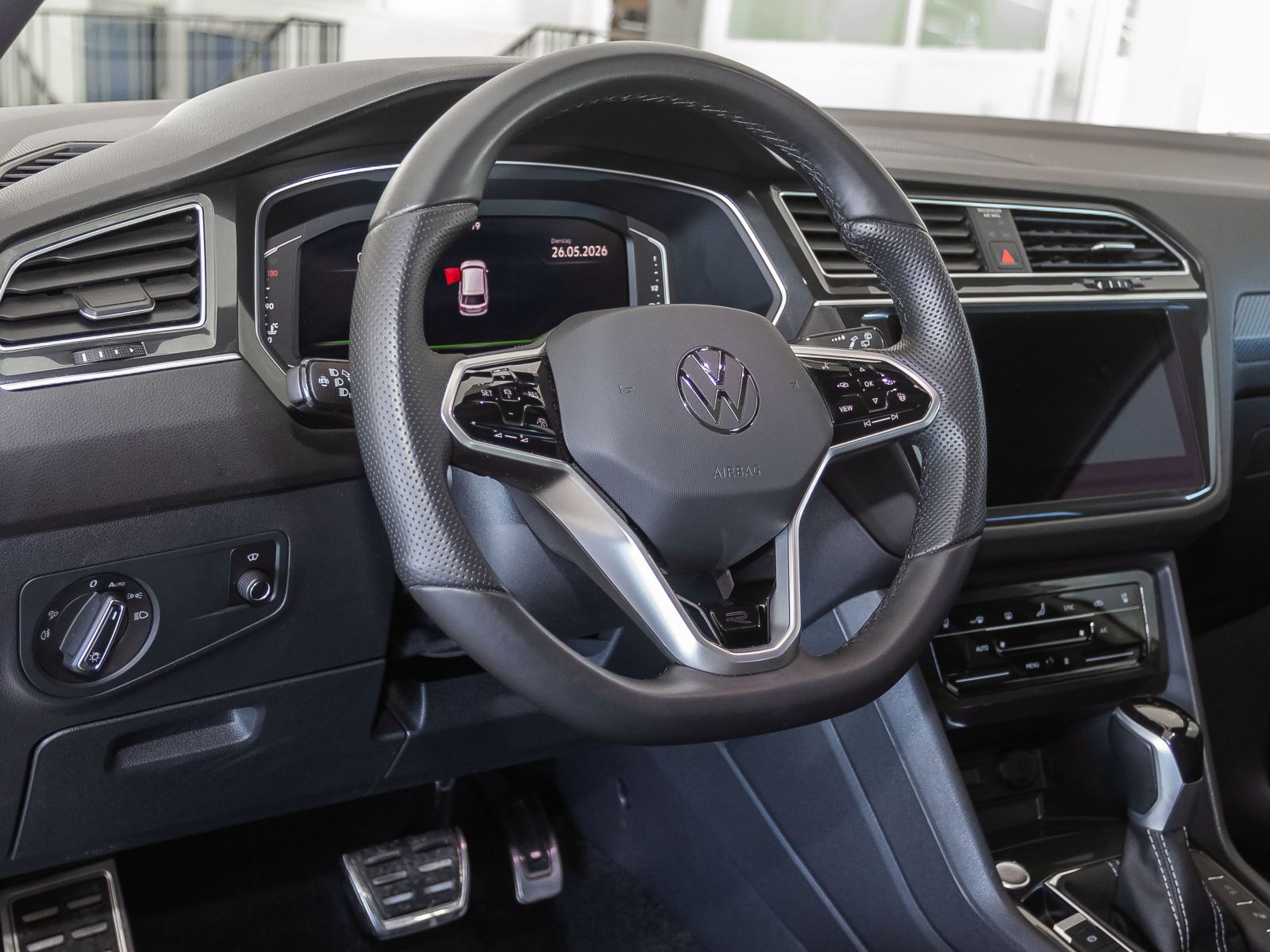 Volkswagen Tiguan Allspace R-Line 2.0TDI 4M DSG Navi Matrix Standhzg Panorama