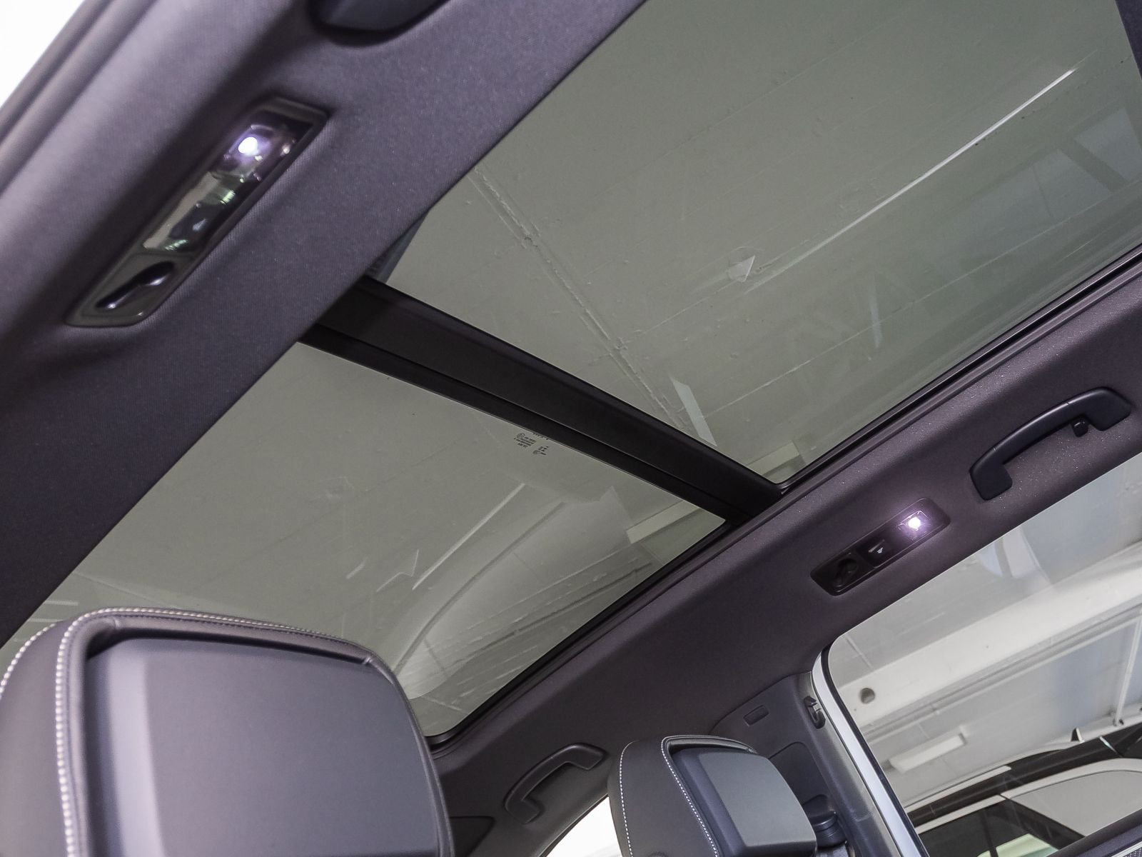 Volkswagen Tiguan Allspace R-Line 2.0TDI 4M DSG Navi Matrix Standhzg Panorama