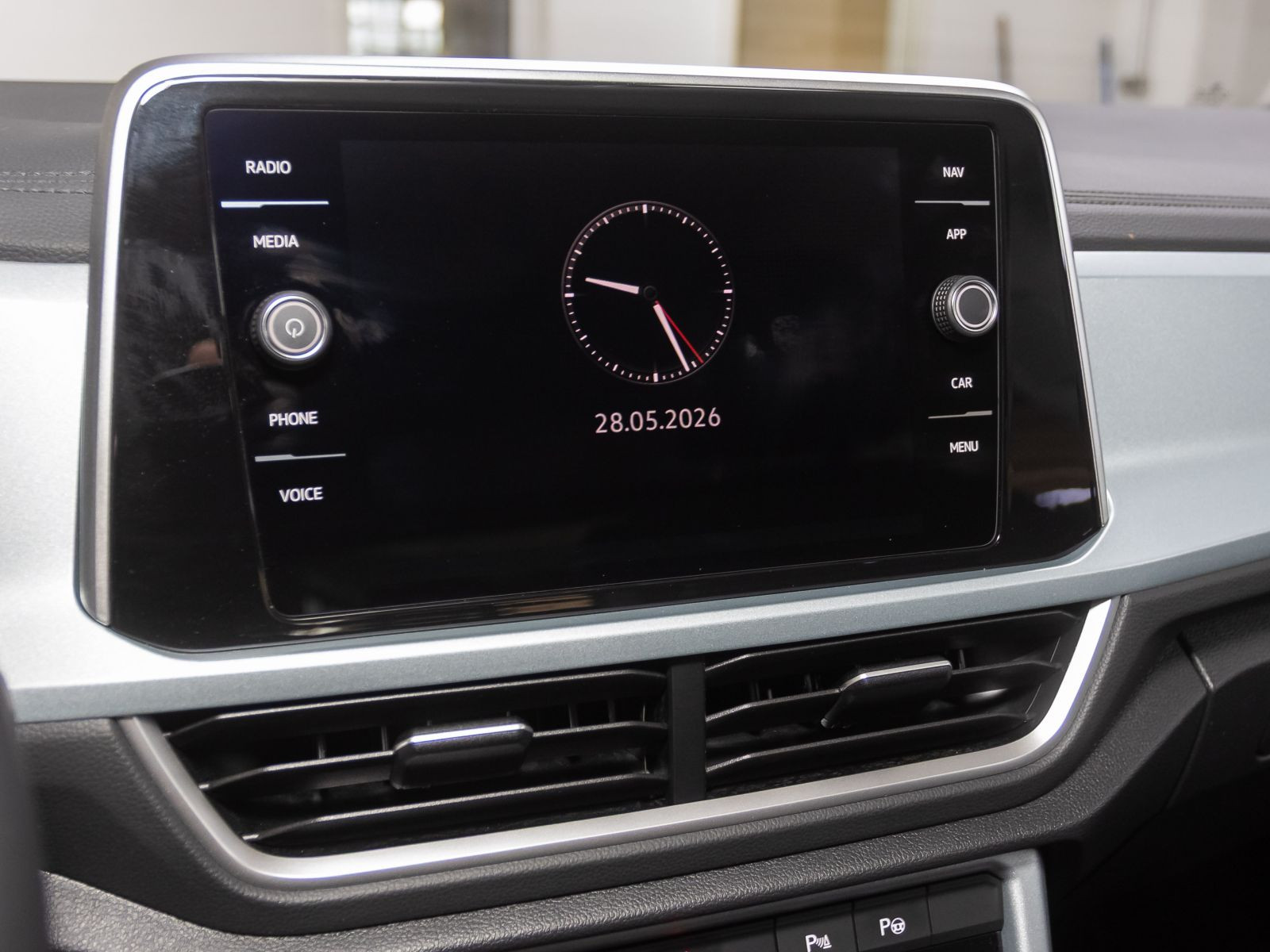 Volkswagen T-ROC 2.0 TDI DSG Goal, AHK, Rückfahrkamera, Navi, LED-Plus, App-Connect