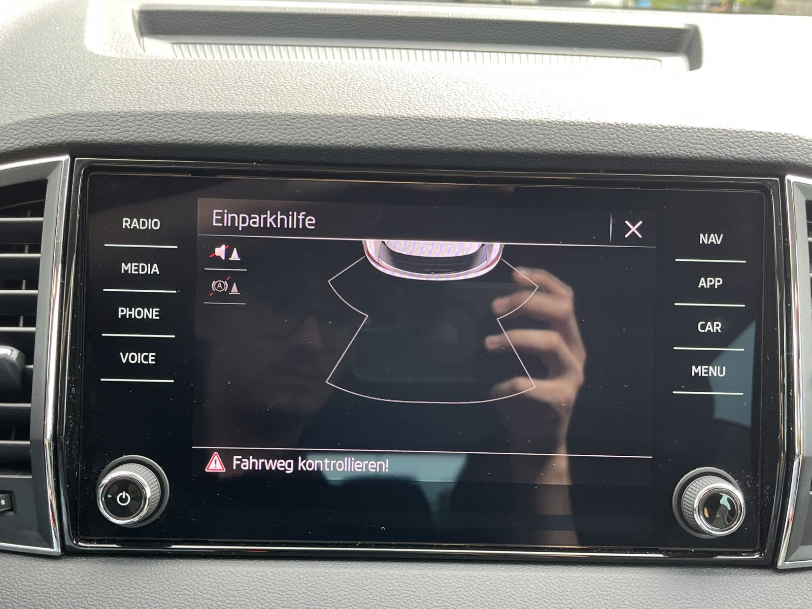 Skoda Karoq Selection 1.5TSI LED Sitzhzg Car Play
