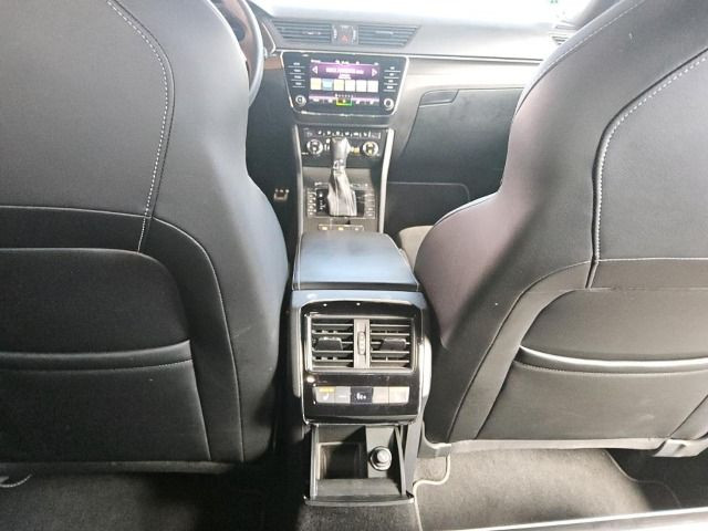 Skoda Superb Combi Sportline 1.4TSI DSG Navi Panorama