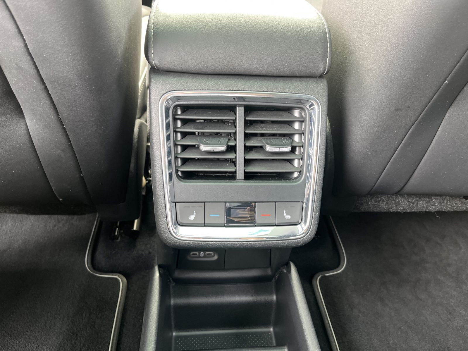 Skoda Enyaq 80X 4x4 Sportline Navi Standhzg Panorama LED