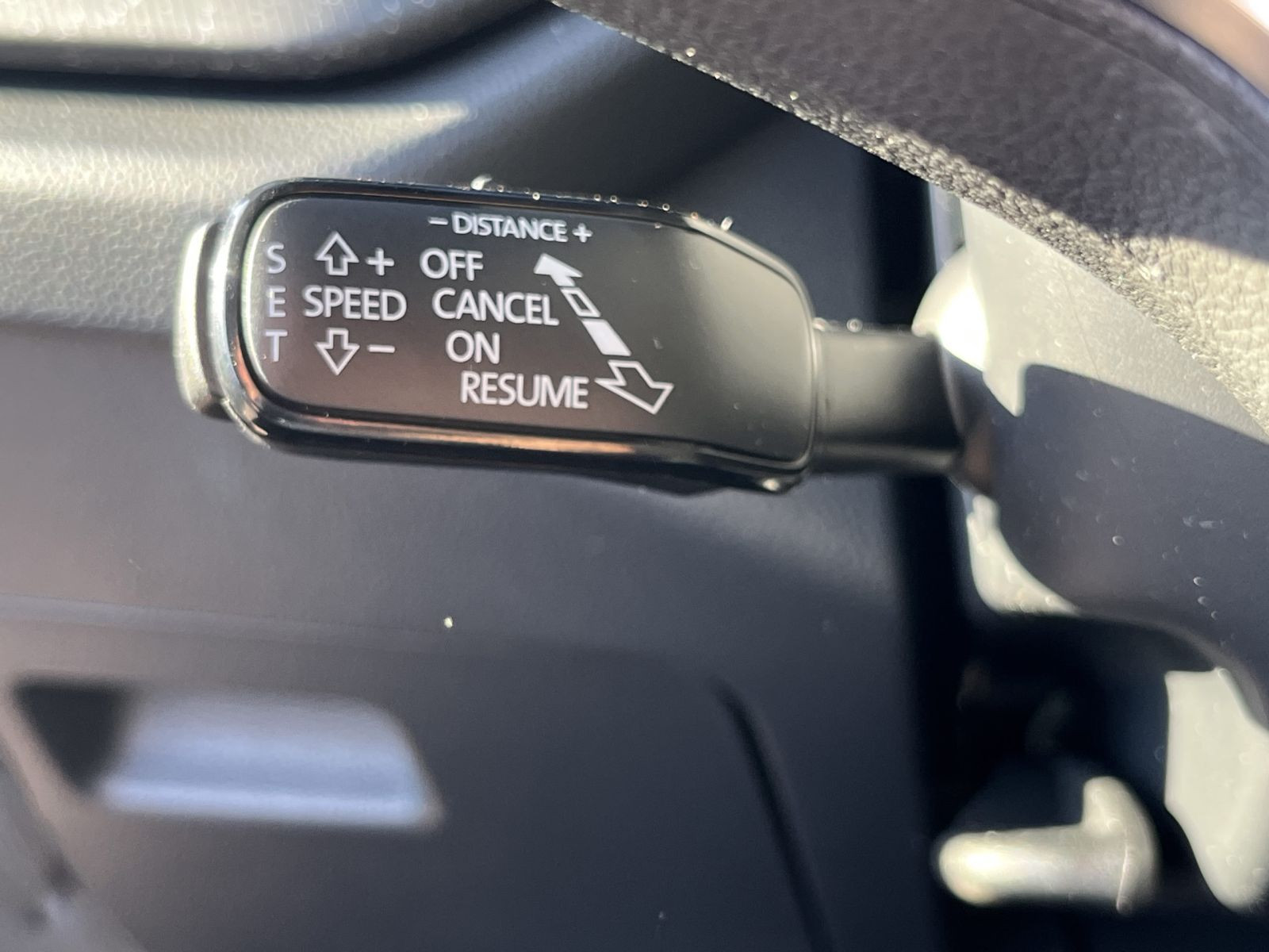 Skoda Octavia Combi Balance 2,0 TDI DSG AHK HuD LED