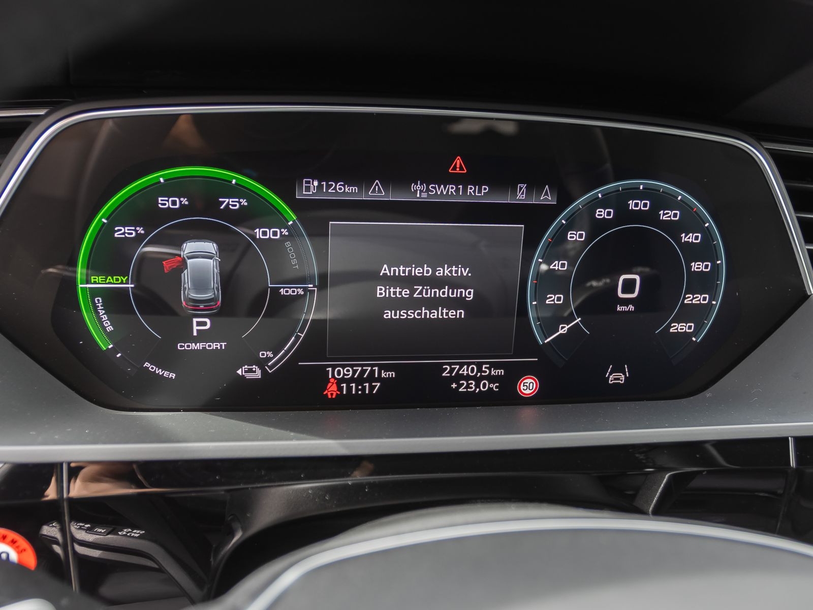 Audi e-tron advanced 55 qu Navi Standklima Air ACC