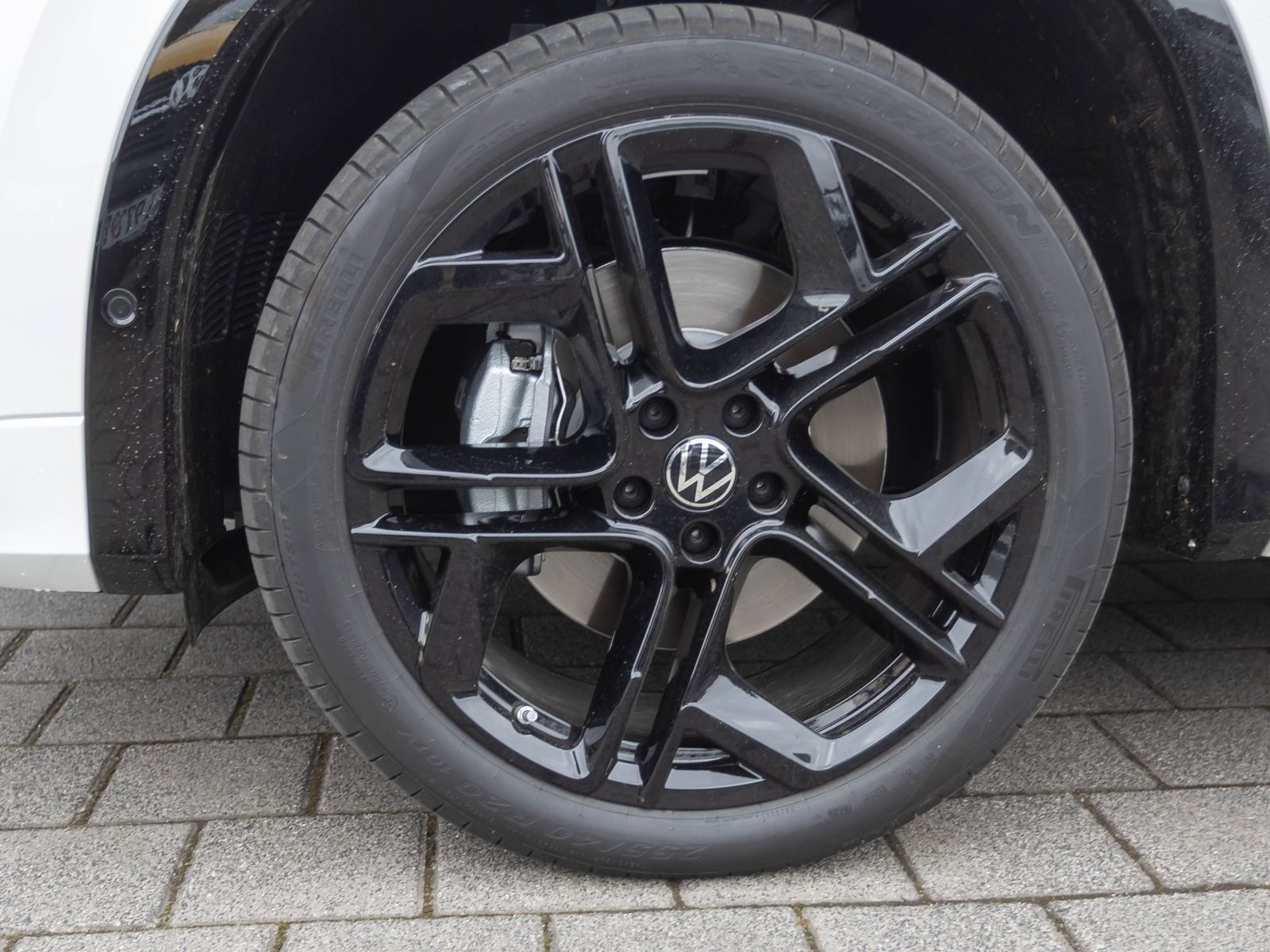 Volkswagen Tayron R-Line 2.0TDI 4M DSG Navi Matrix HuD Standhzg Panorama AHK