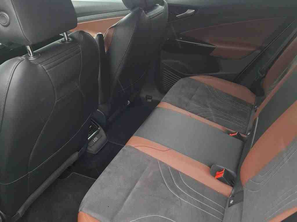 Volkswagen ID.4 Business Navi Matrix Standhzg ACC CarPlay