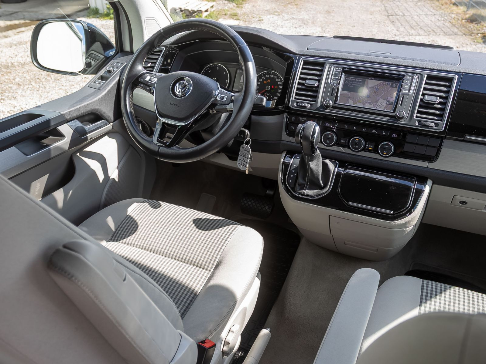 Volkswagen T6 California Coast 2.0 TDI DSG Navi ACC EPH