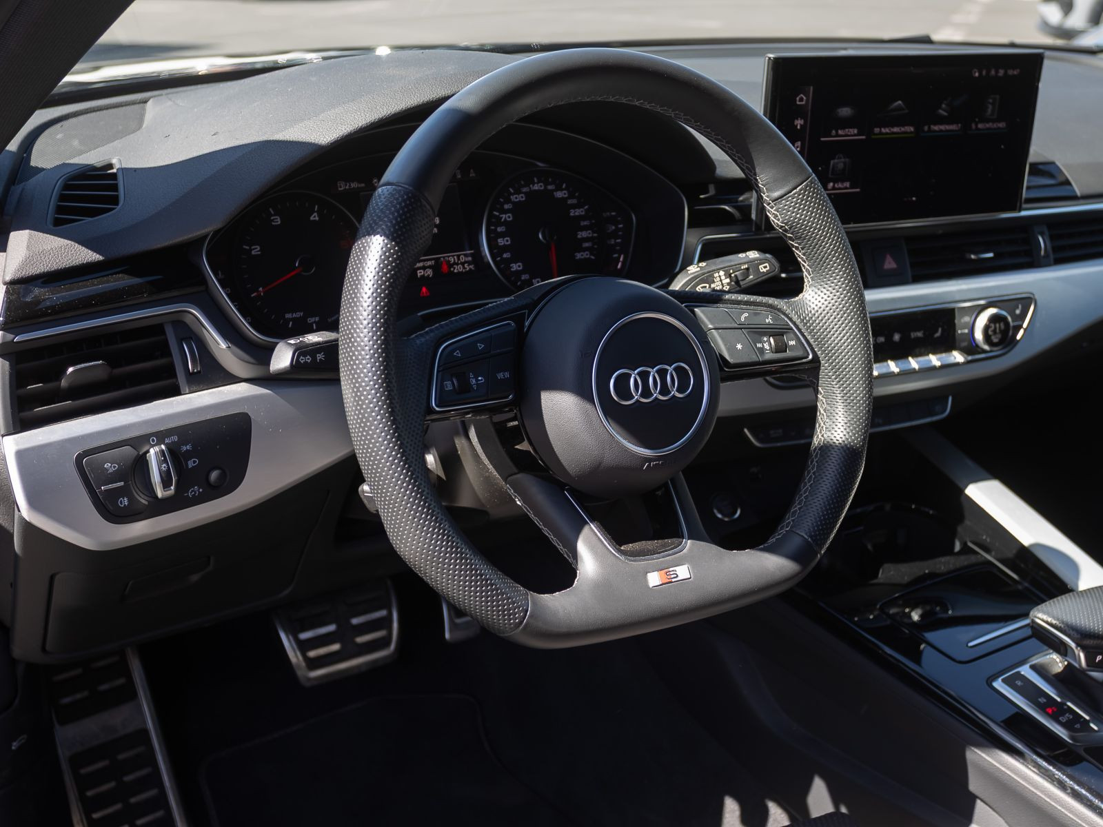 Audi A4 Avant S line 40TDI Stronic Navi LED GRA EPH DAB