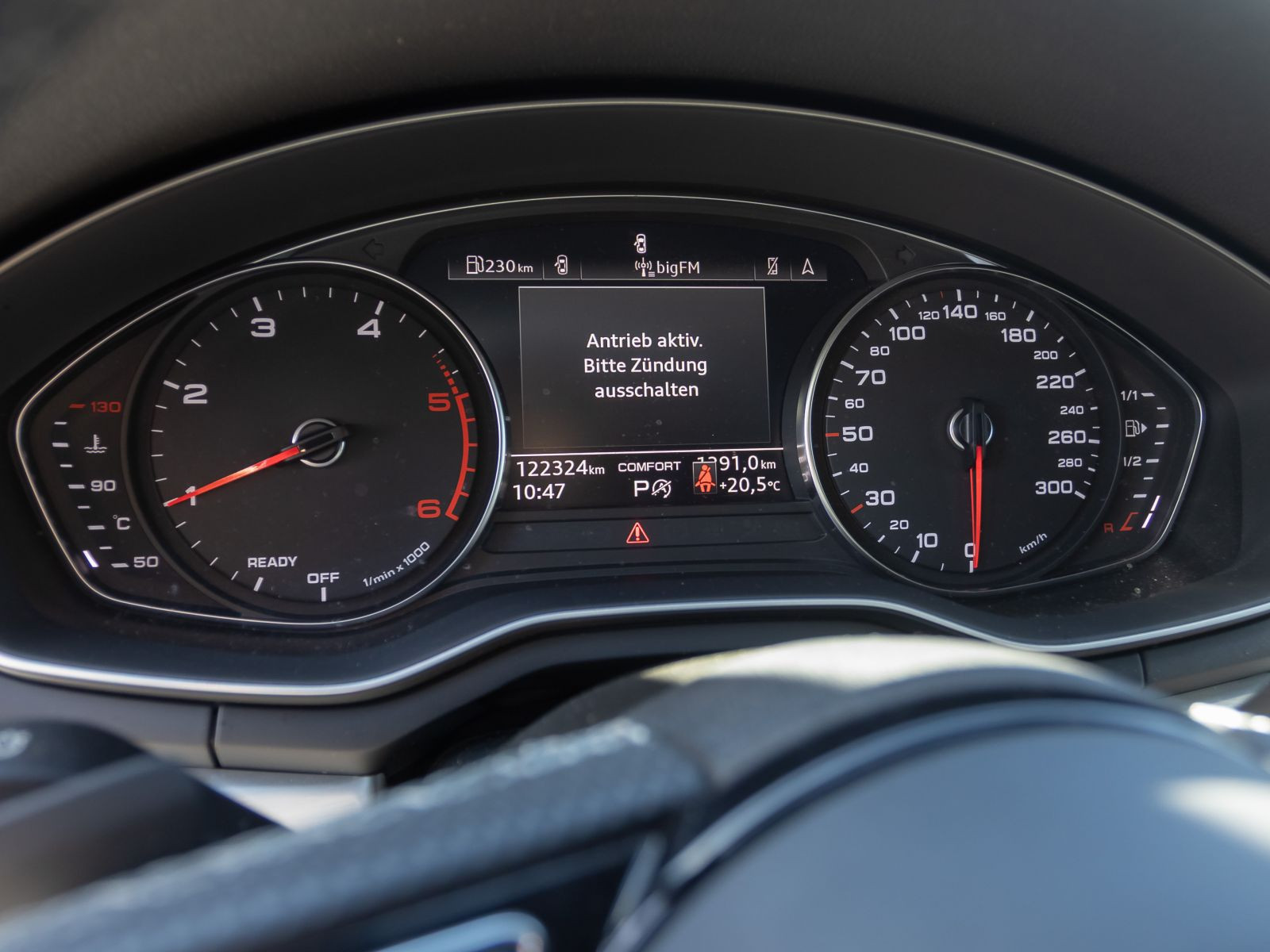 Audi A4 Avant S line 40TDI Stronic Navi LED GRA EPH DAB