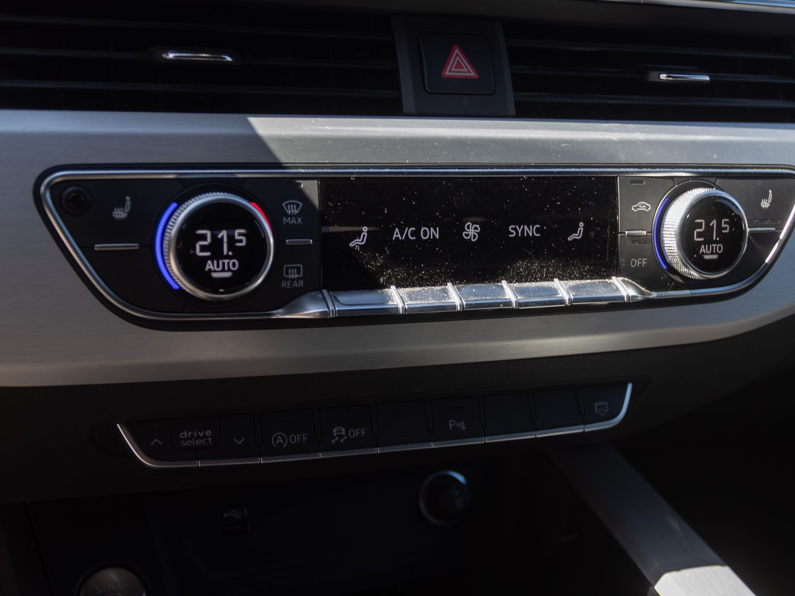 Audi A4 Avant S line 40TDI Stronic Navi LED GRA EPH DAB