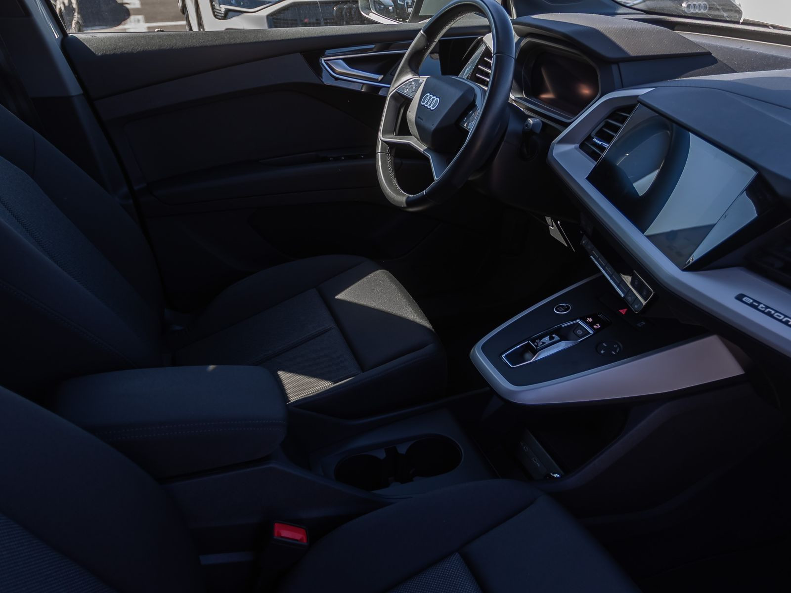 Audi Q4 e-tron S line 35 LED Standklima ACC EPH DAB