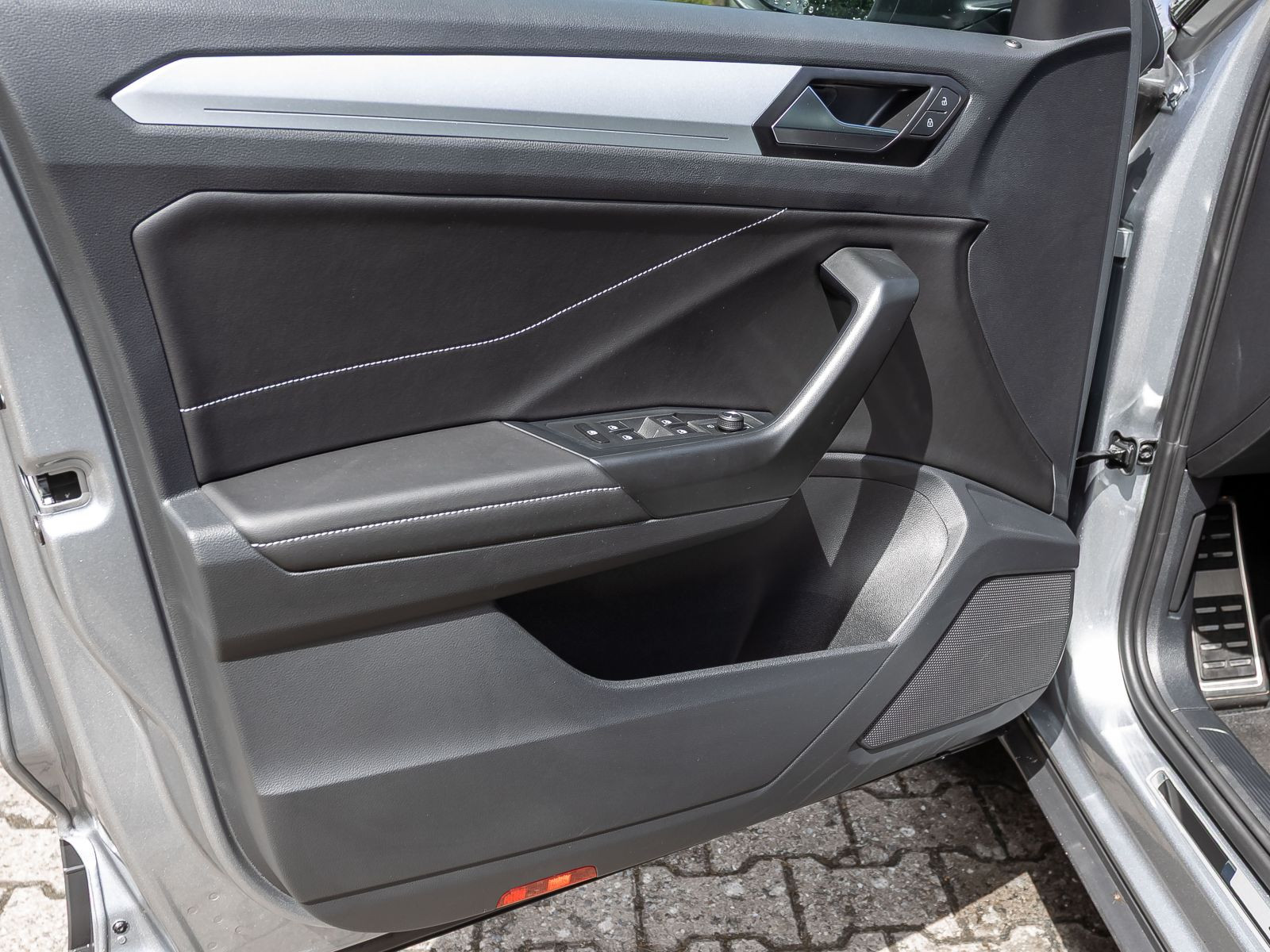 Volkswagen T-ROC 2.0 TDI DSG Goal, AHK, Navi, LED-Plus, Rückfahrkamera, App-Connect