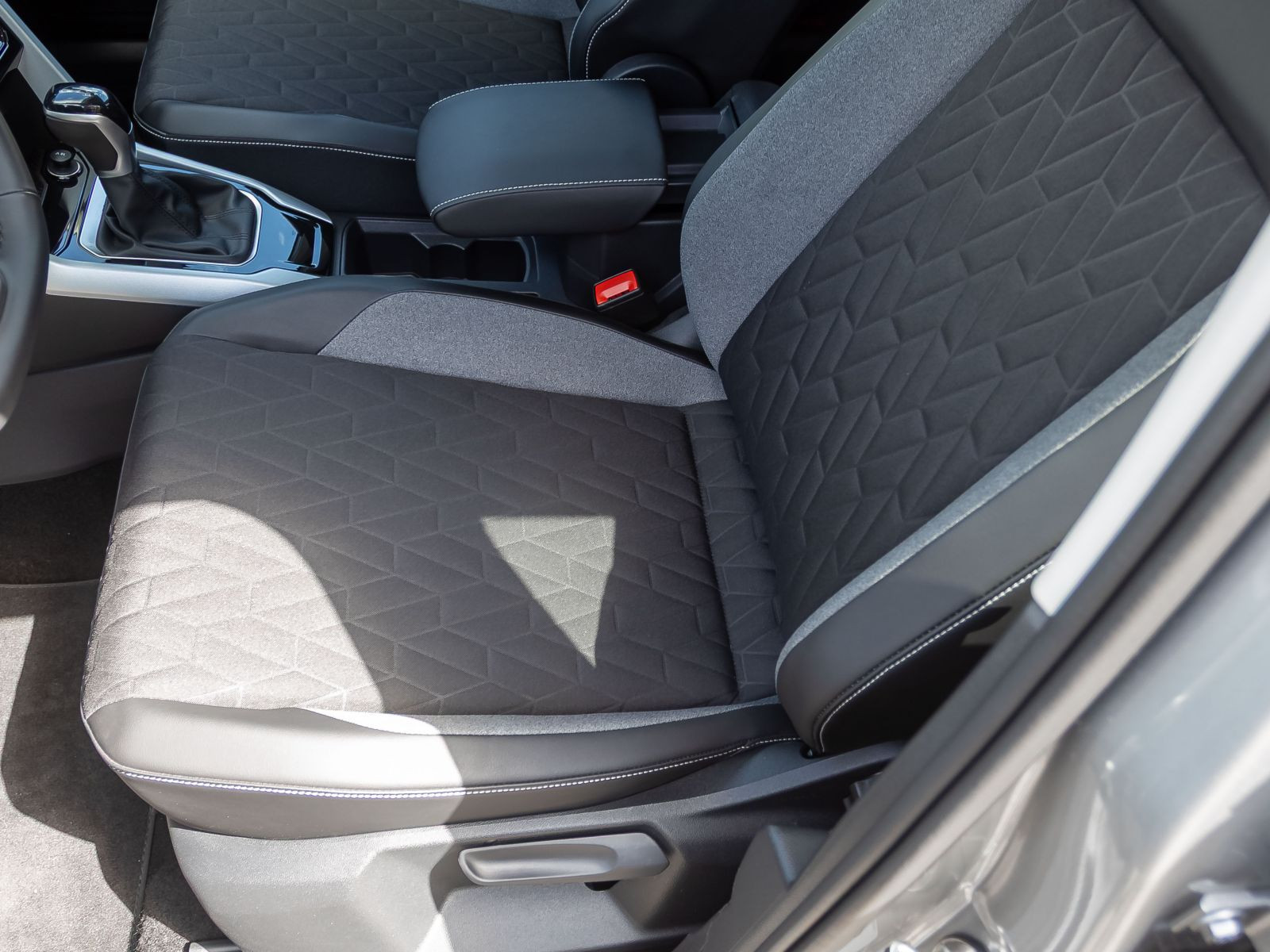Volkswagen T-ROC 2.0 TDI DSG Goal, AHK, Navi, LED-Plus, Rückfahrkamera, App-Connect