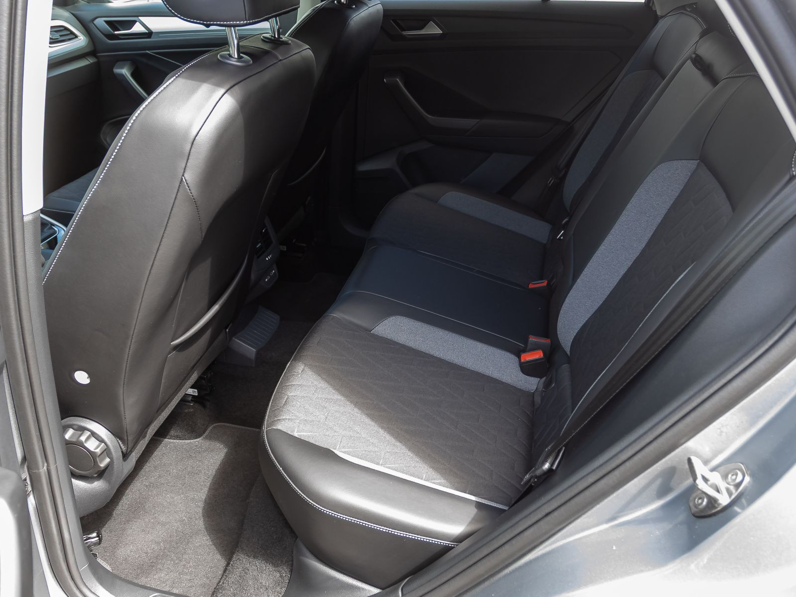 Volkswagen T-ROC 2.0 TDI DSG Goal, AHK, Navi, LED-Plus, Rückfahrkamera, App-Connect