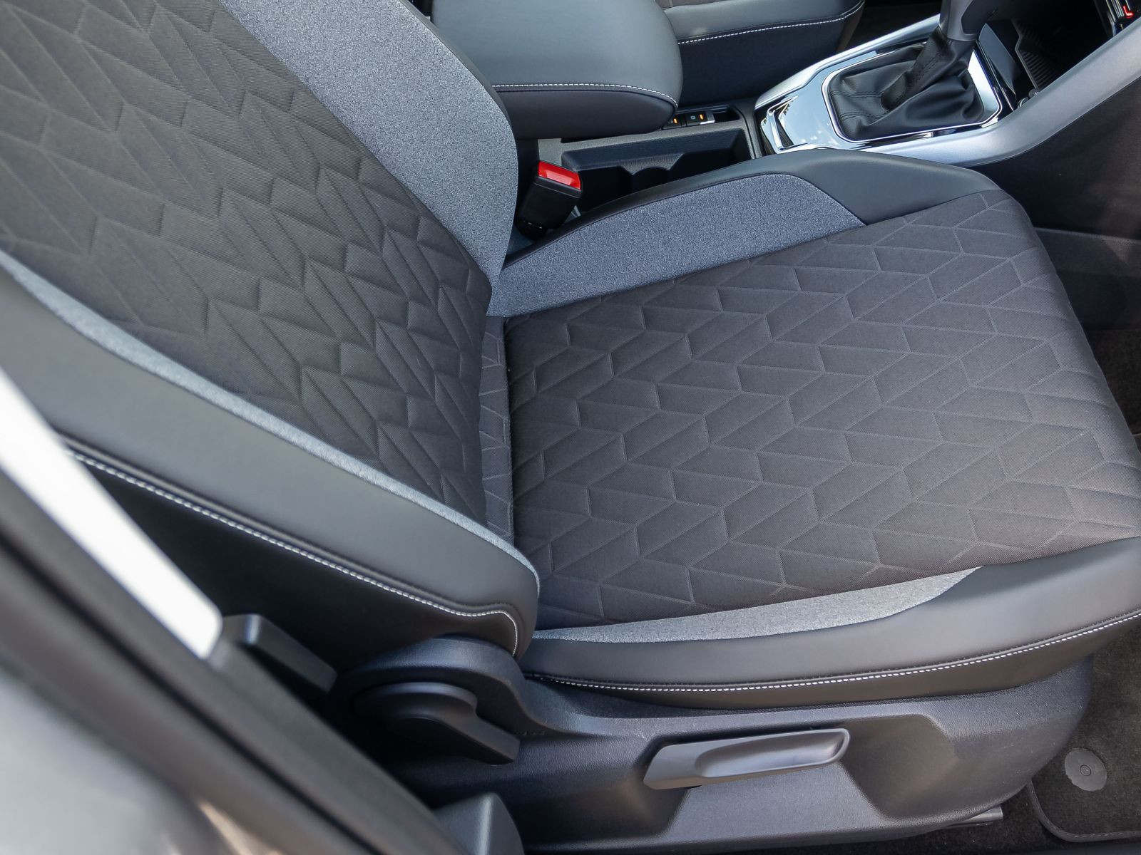 Volkswagen T-ROC 2.0 TDI DSG Goal, AHK, Navi, LED-Plus, Rückfahrkamera, App-Connect