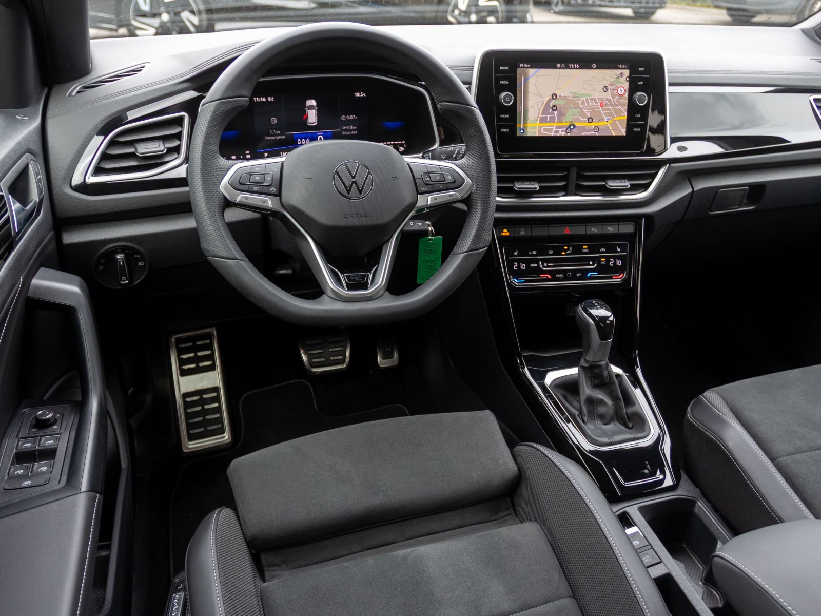 Volkswagen T-ROC 1.5 TSI DSG R-Line, Navi, LED, Rückfahrkamera, App-Connect, AHK