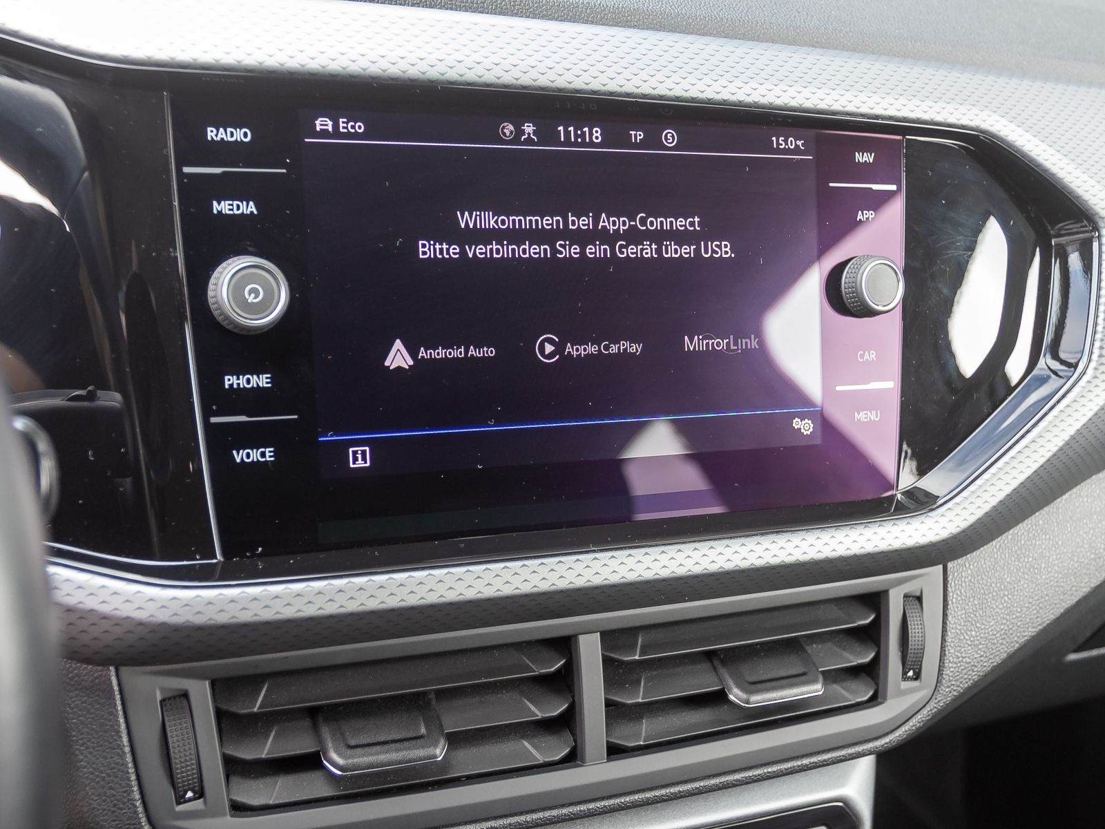Volkswagen T-Cross 1.0 TSI DSG ACTIVE, ParkAssist, Rückfahrkamera, Digital Cockpit Pro, App-Connect