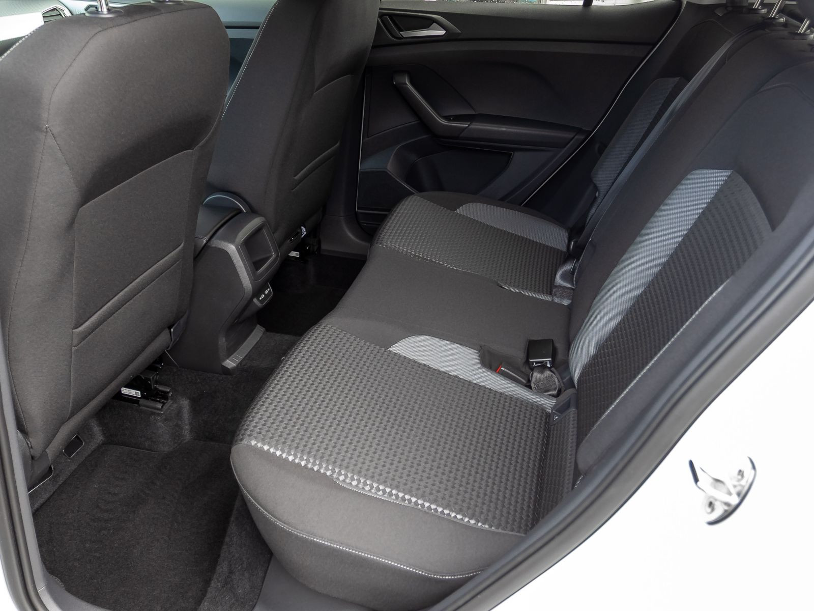 Volkswagen T-Cross 1.0 TSI DSG ACTIVE, ParkAssist, Rückfahrkamera, Digital Cockpit Pro, App-Connect