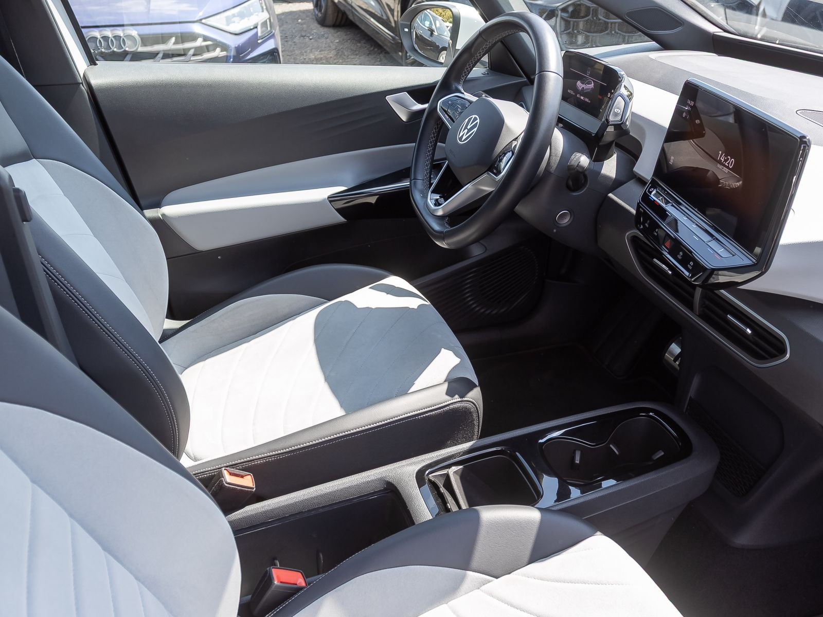 Volkswagen ID.3 Pro Performance, Navi, Panoramadach, LED-Matrix, App-Connect