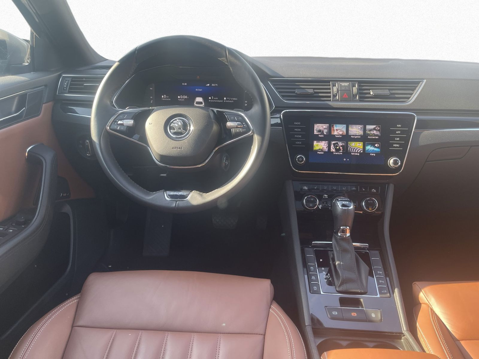 Skoda Superb Combi L&K 2.0TDI 4x4 DSG LED Standhzg Panorama AHK