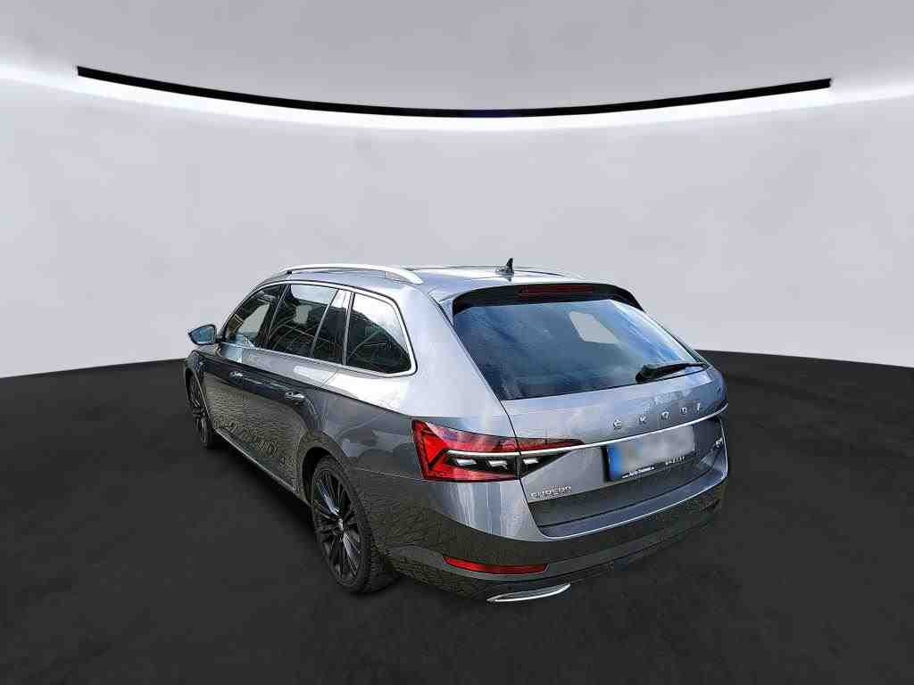 Skoda Superb Combi L&K 2.0TDI 4x4 DSG LED Standhzg Panorama AHK