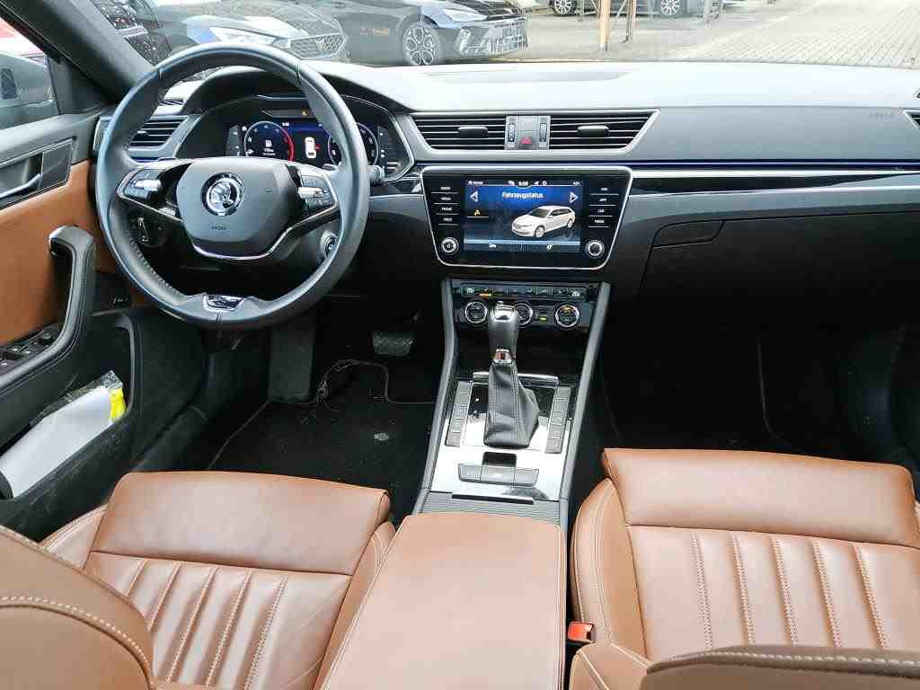 Skoda Superb Combi L&K 2.0TDI 4x4 DSG LED Standhzg Panorama AHK