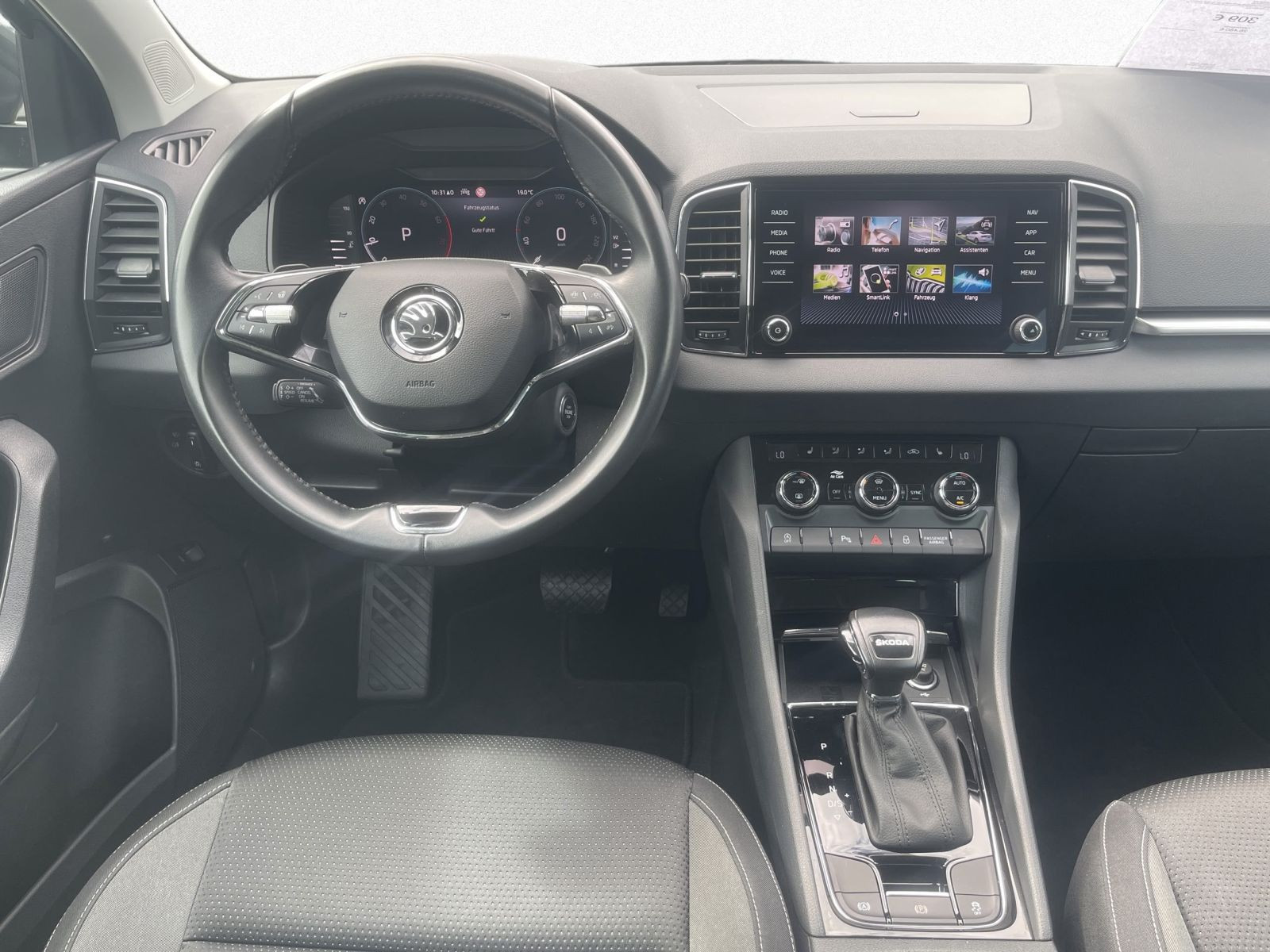Skoda Karoq Ambition 1.5TSI DSG Navi LED ACC EPH AHK