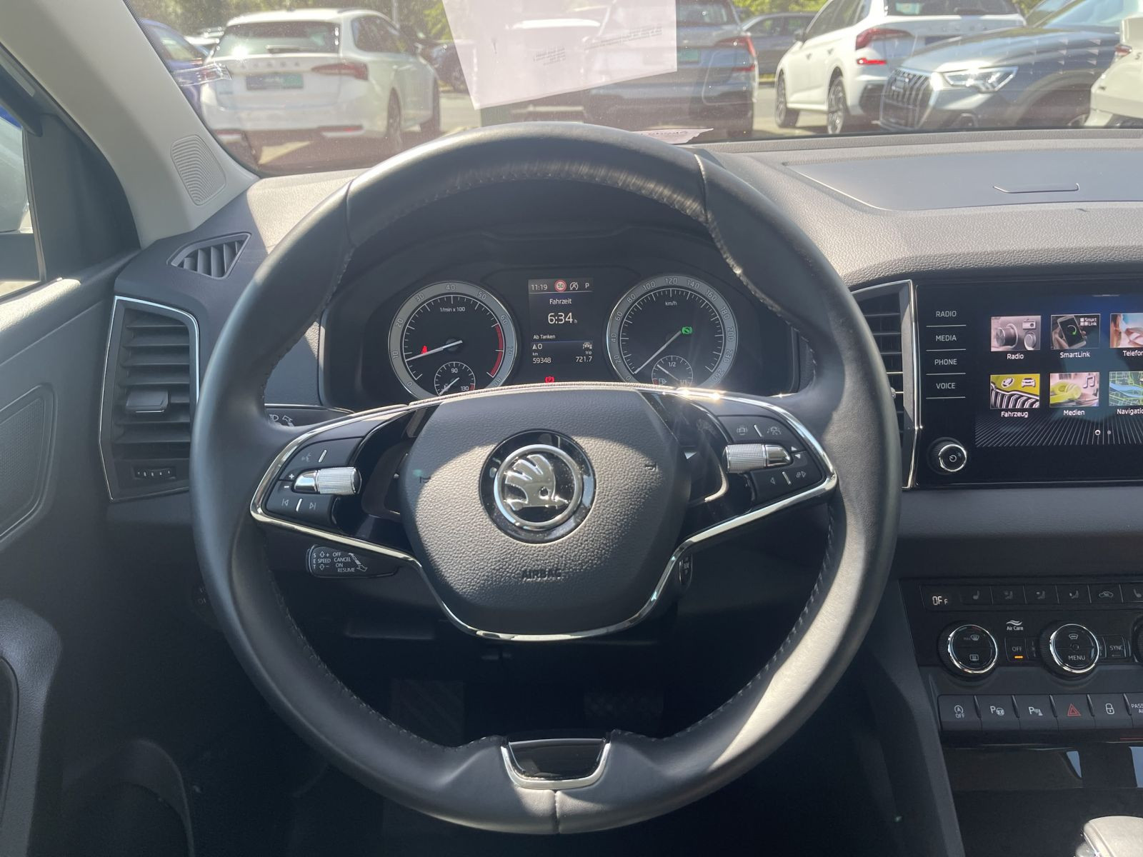 Skoda Karoq Clever 1.5 TSI DSG Navi LED ACC EPH DAB AHK