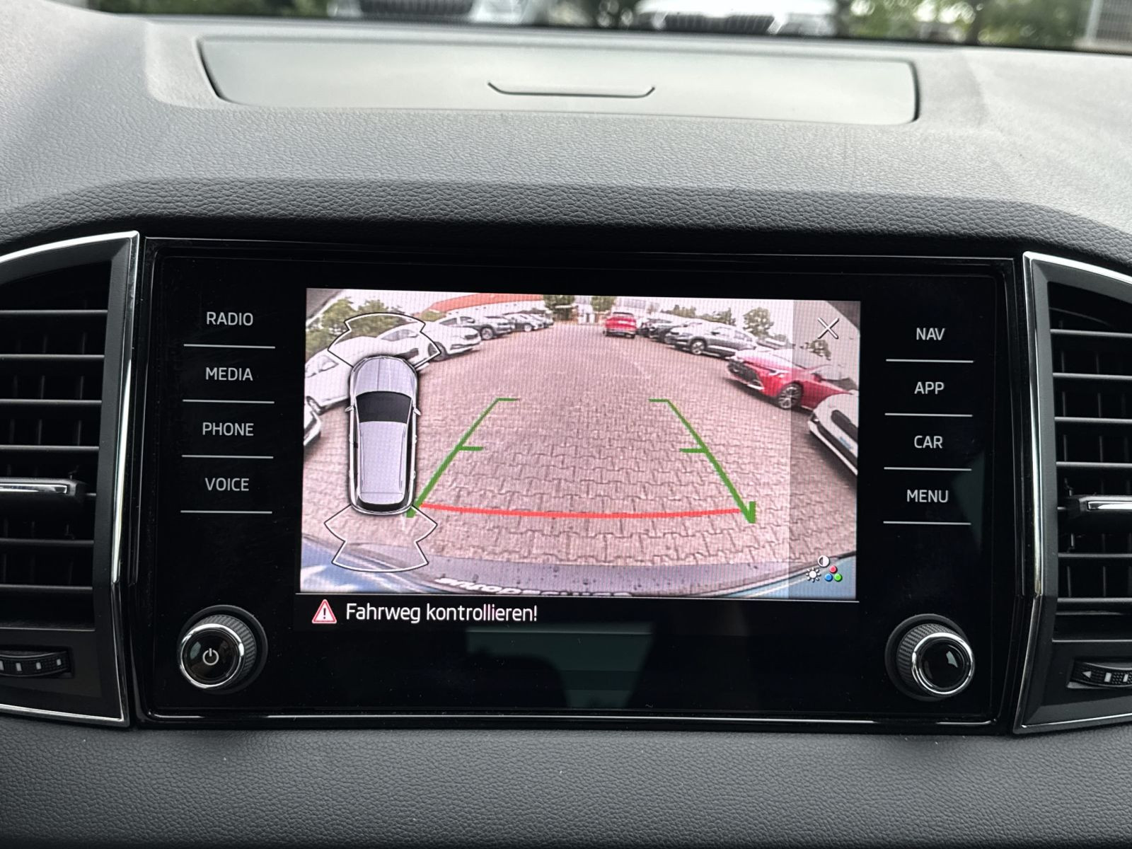 Skoda Karoq Ambition 2.0TDI DSG Navi LED ACC EPH AHK