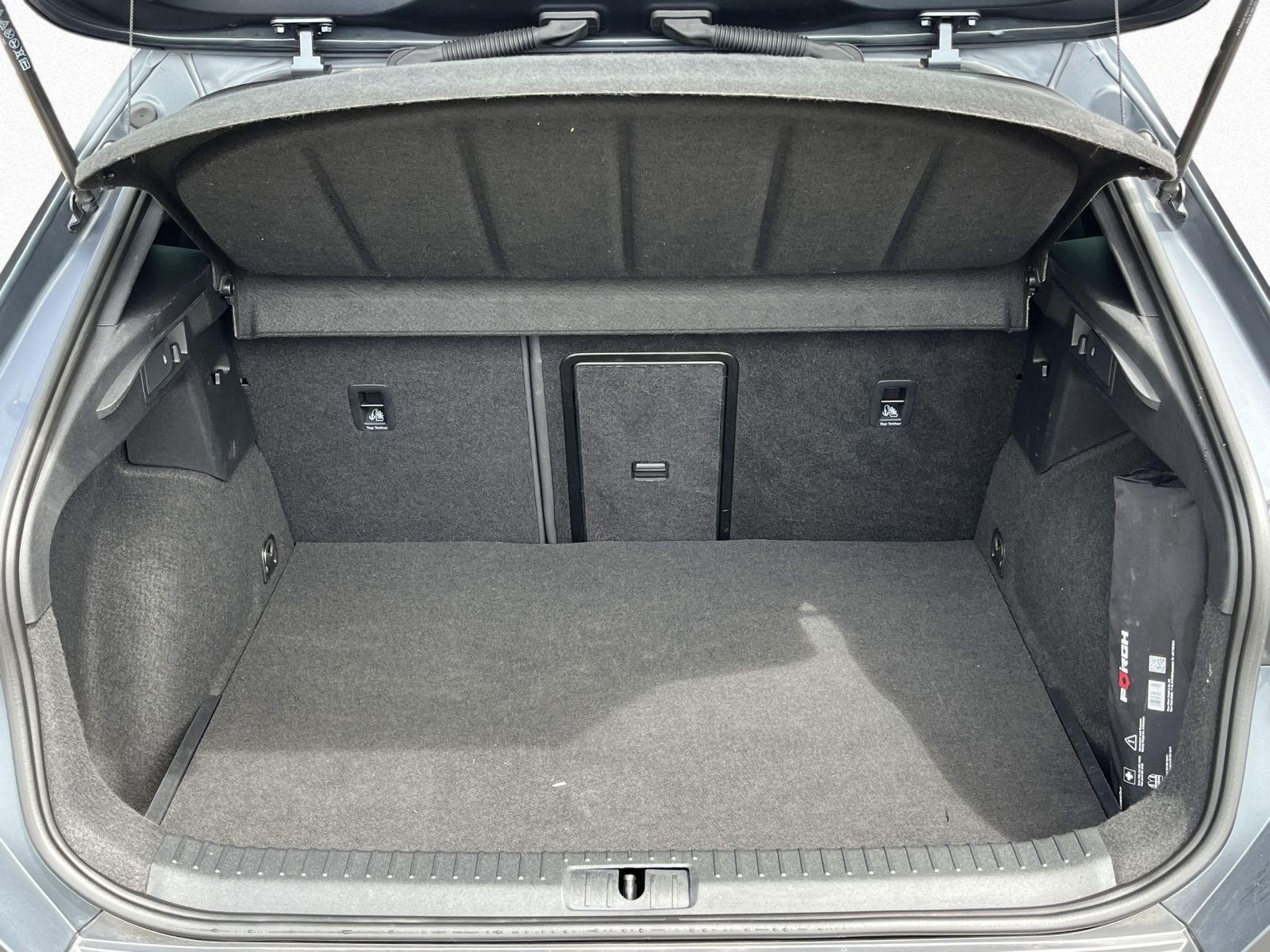 Cupra Formentor VZ 1.4 TSI eHybrid LED ACC Panorama